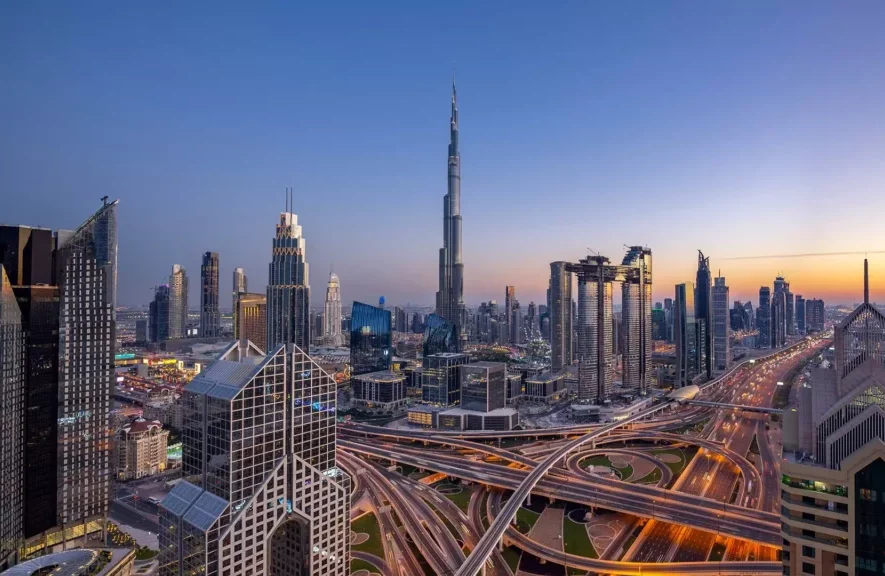 Ultimate Guide to Business Setup in Dubai: Costs, Steps & Best Free Zones